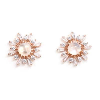 Sonya Studs - Earrings - 1